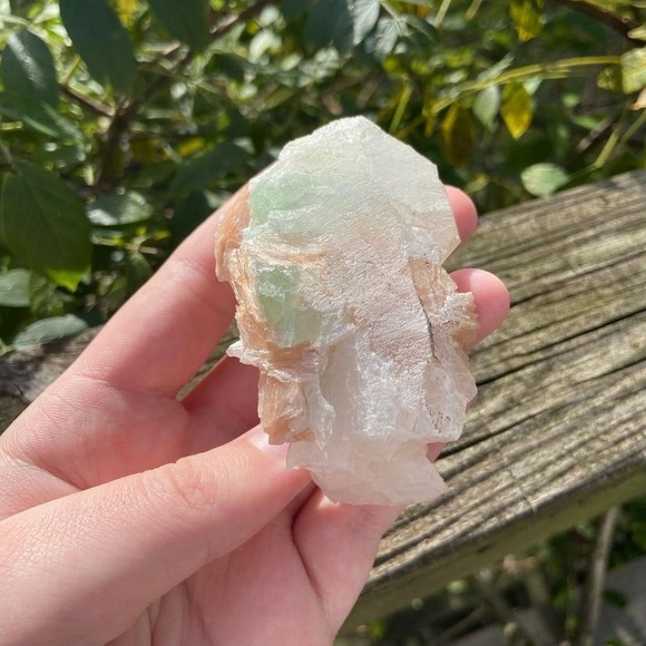 Apophyllite and green and pink peach zeolite/stilbite crystal cluster - Picture 6 of 10
